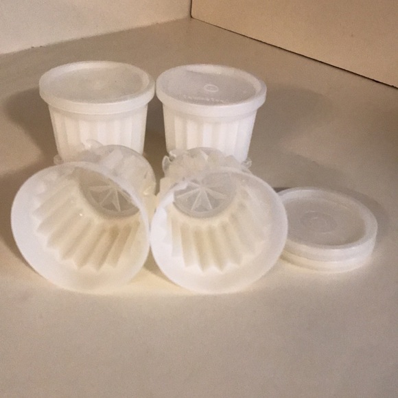 TUPPERWARE VINTAGE JELL-ETTES 1/2 CUPS 125 ML (4 PIECES SET) - Picture 8 of 9